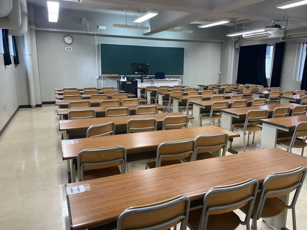 東京富士大学の教室の参考写真